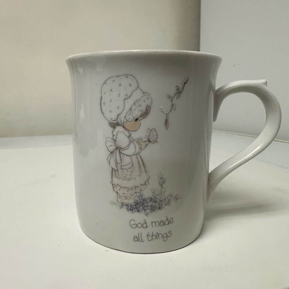 Vintage 1985 Precious Moments “ God made all things” porcelain mug